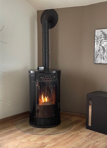 Installation d’un poêle à granulés en ventouse sur CASES DE PEINE