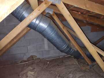 Du bois et un conduit