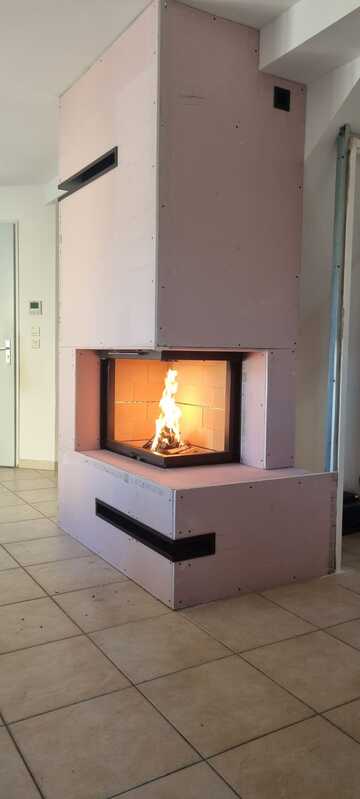 Cheminée moderne avec foyer relevable 2 faces